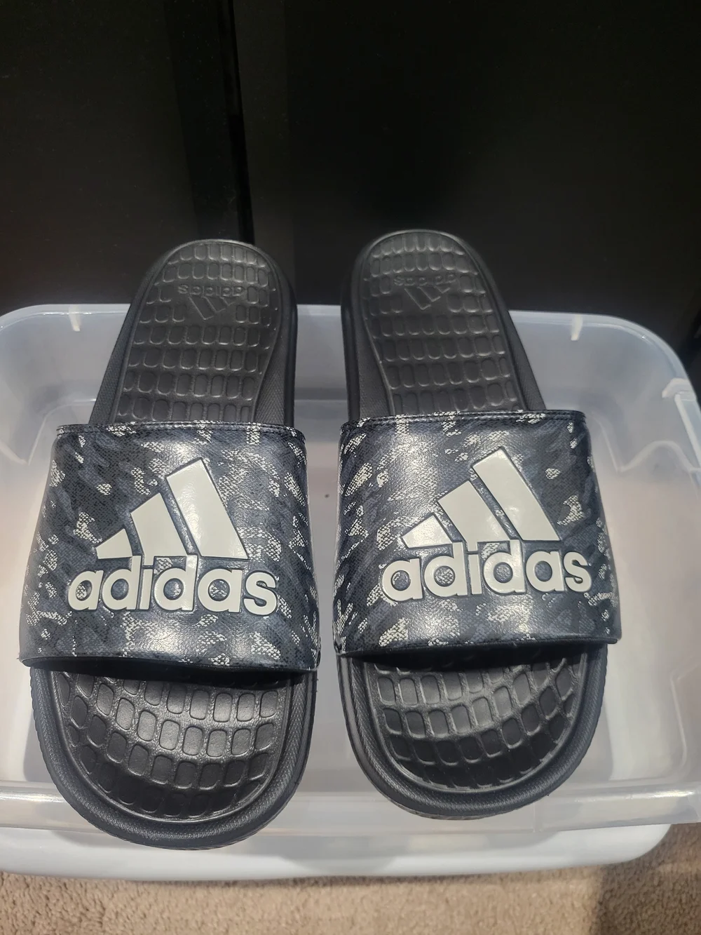 Men's adidas VOLOOMIX Black Patterned Logo Slide Sandals
